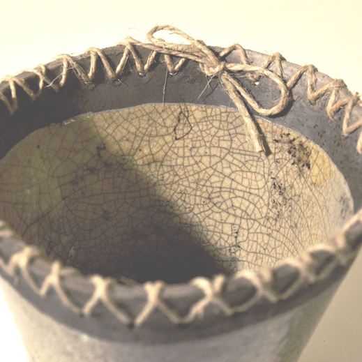 Vaso in ceramica Raku realizzato a mano da Melissa Zanella