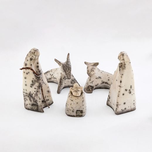 Presepe in ceramica Raku realizzato a mano da Melissa Zanella