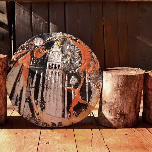 L'amore durante il carnevale a Venezia - Opera artistica in ceramica Raku realizzato a mano da Melissa Zanella