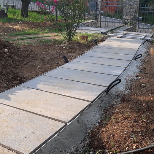 Lavori di ristrutturazione di un giardino, progetto a cura dell'architetto Melissa Zanella