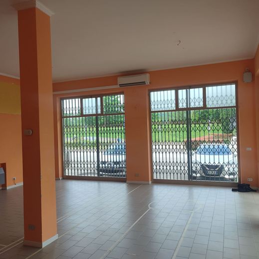 Uno studio di fotografia prima dei lavori di ristrutturazione, progetto a cura dell'architetta Melissa Zanella